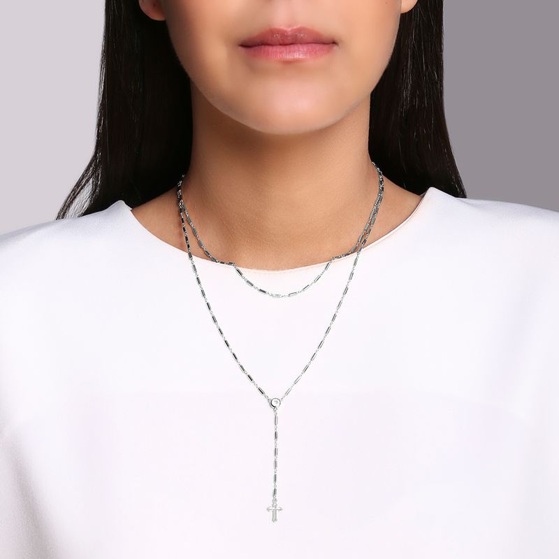 Colar-duplo-com-crucifixo