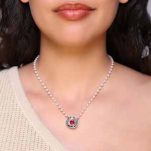 Colar de Pérolas com Coração