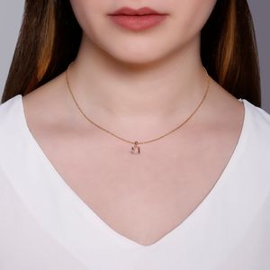 Colar liso vazado em zircônia baguete