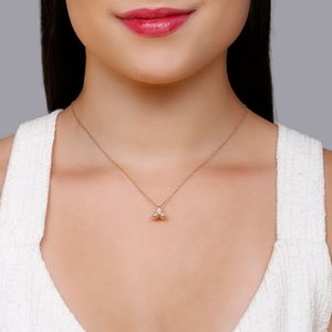 Colar com pingente em zircônia