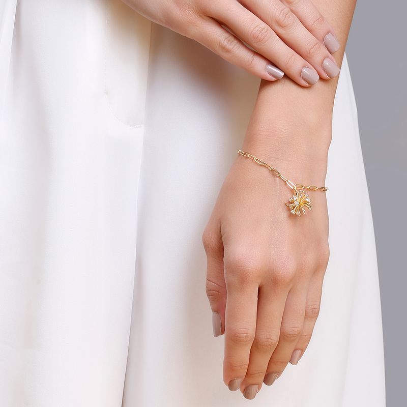 Pulseira-com-pingente-trabalhado