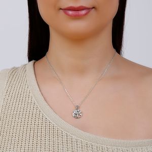 Colar com pingente de arvore da vida