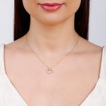 Colar-com-pingente-de-coracao-