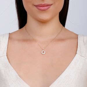 Colar com Pingente Vazado
