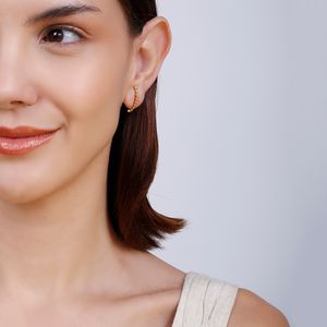 Ear Hook com Zircônias