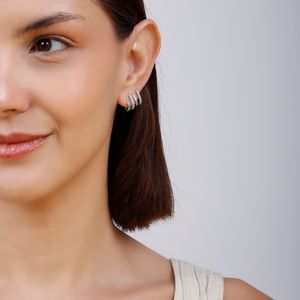 Ear Hook com Zircônias