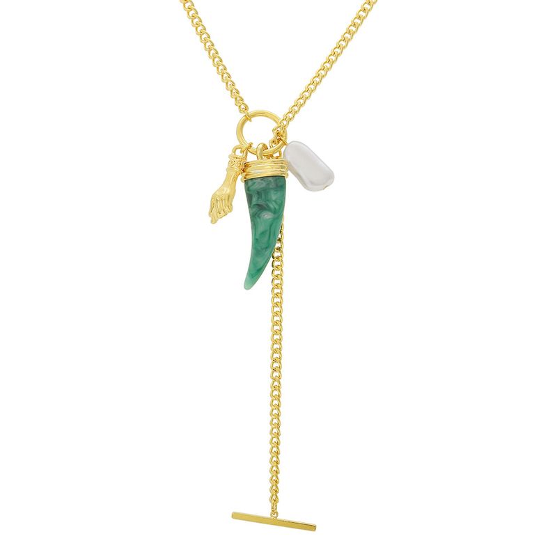 Colar-com-amuletos-