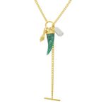 Colar-com-amuletos-