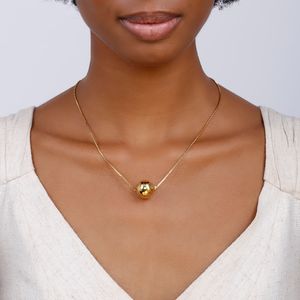 Colar com esfera