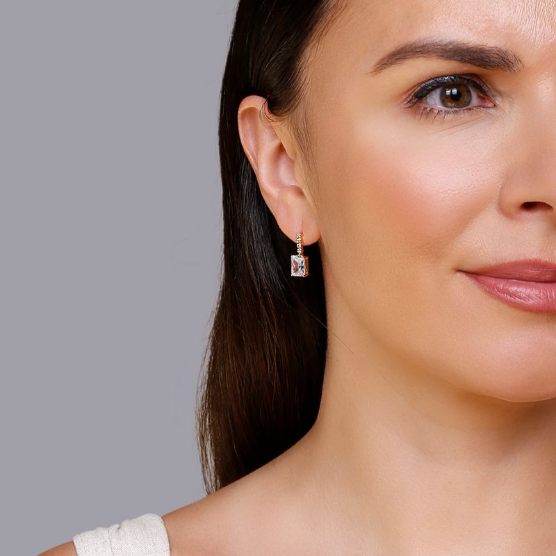 Brinco-casual-em-zirconias