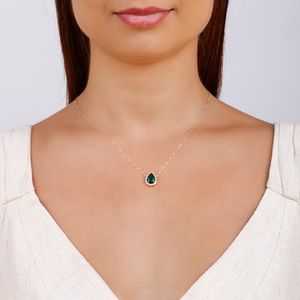 Colar com Pingente Gota