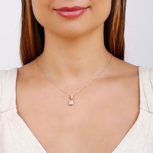 Colar com Pingente Gota