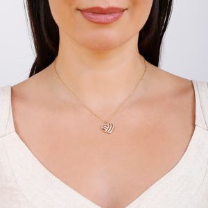 Colar com Pingente de Coração