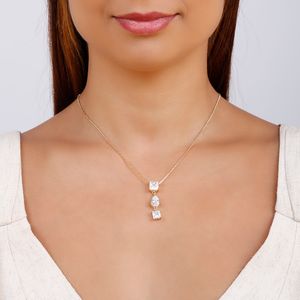 Colar com Zircônias