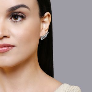 Ear Cuff Trabalhado com Zircônias