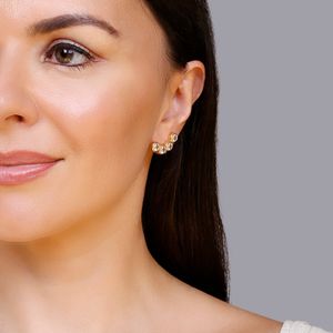 Ear Cuff em Zircônias