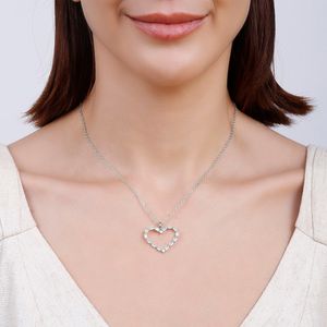 Colar com Pingente de Coração
