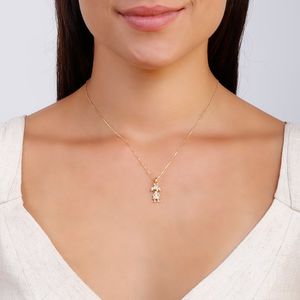 Colar com Pingente de "Filha"