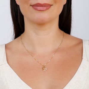 Colar com Pingente de Coração