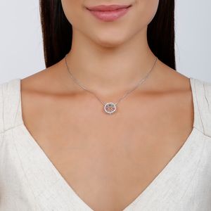 Colar com Pingente "Filha"