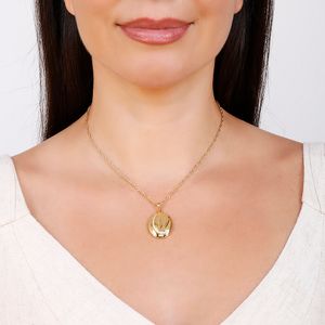 Colar com Pingente Oval