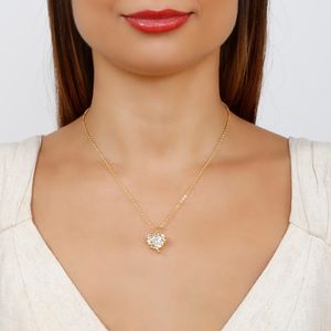 Colar com Pingente de Coração