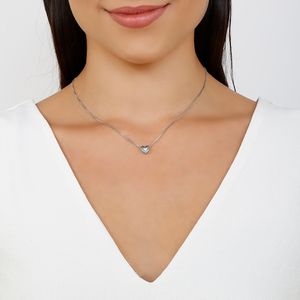 Colar com Pingente de Coração