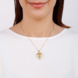 Colar Relicário de Coração