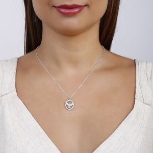 Colar com Pingente Divino Espirito Santo
