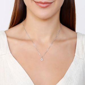 Colar com Pingente Gota