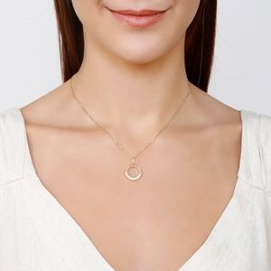 Colar com Pingente Vazado