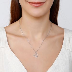 Colar com Pingente de Coração