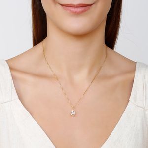 Colar com Pingente Oval