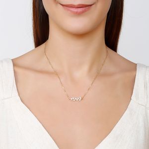 Colar com Detalhe em Zircônias