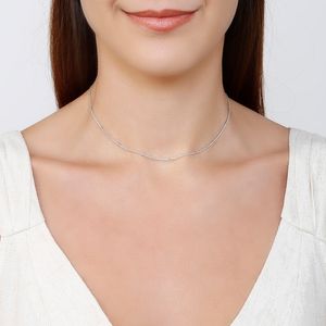 Gargantilha com Detalhes Lisos