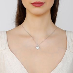 Colar com Pingente de Coração