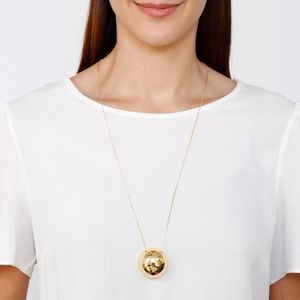Colar com Pingente de Meia Esfera