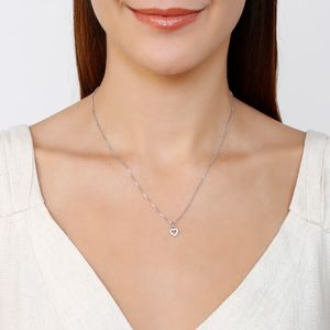 Colar com Pingente de Coração