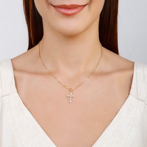 Colar com Pingente de Crucifixo