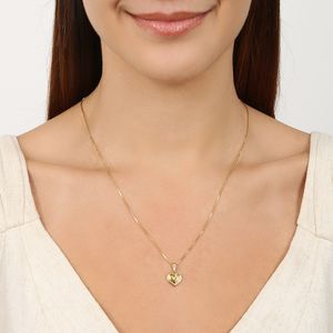 Colar com Pingente de Coração